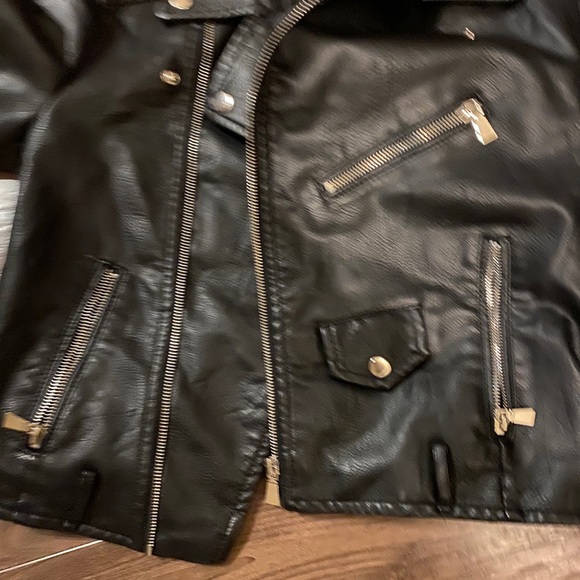 COPY - faux Leather jacket - Picture 2 of 4